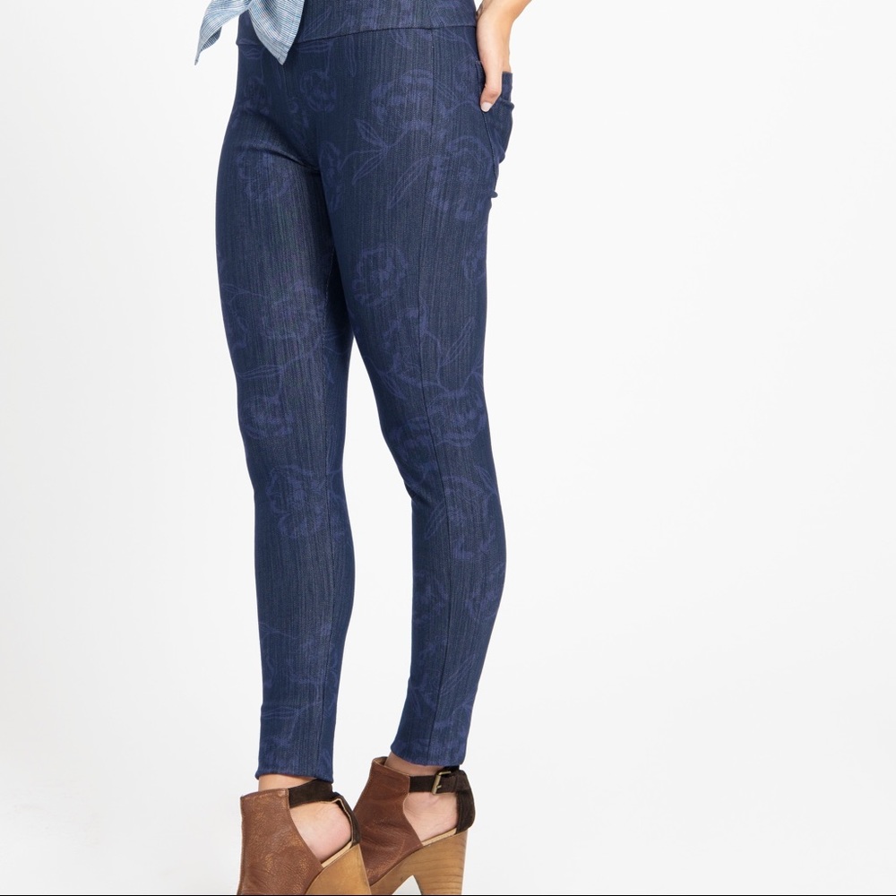 Agnes and Dora Floral Rinse Jeggings
